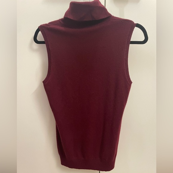 Theory new with tags maroon tank top turtle neck cashmere sweater - Picture 2 of 3